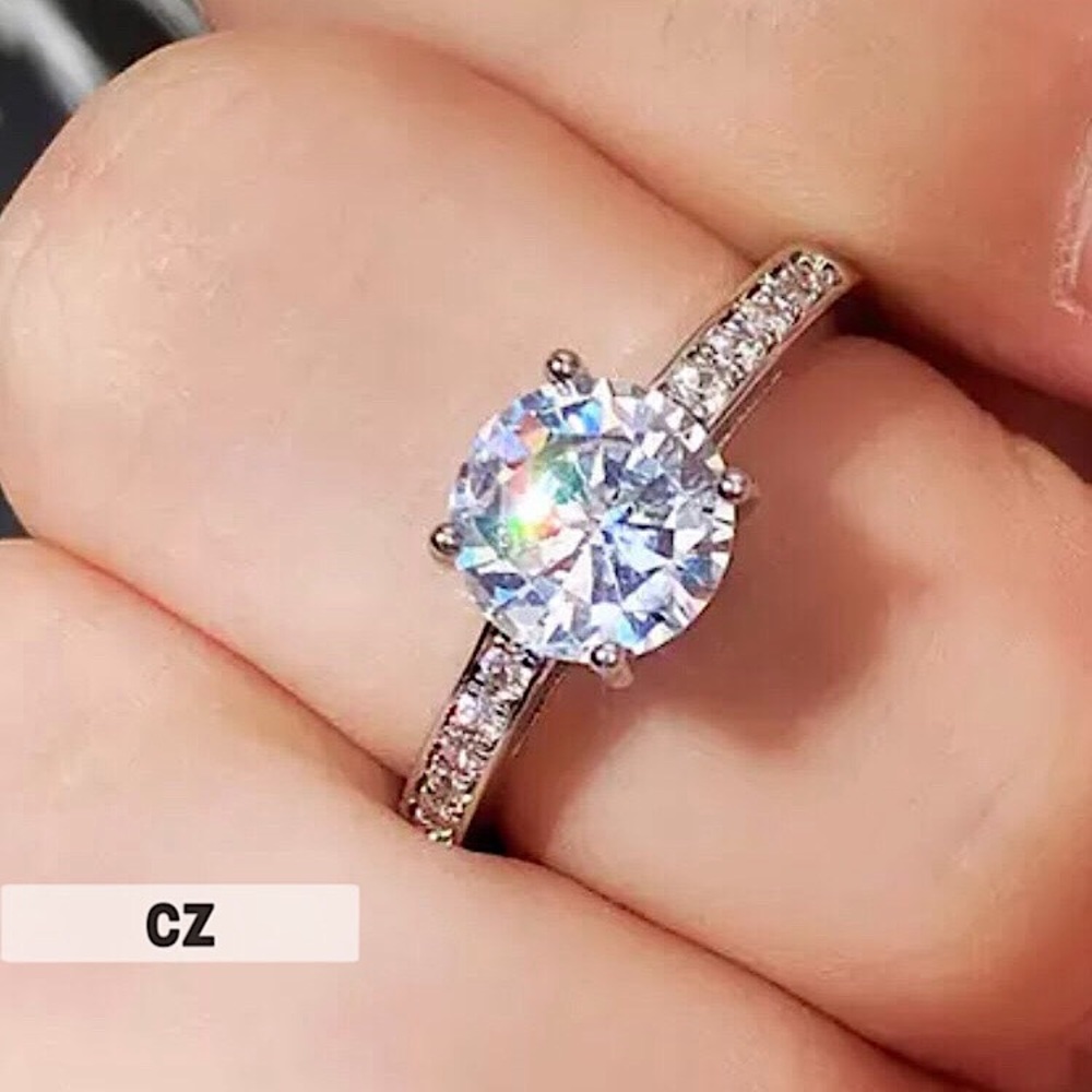 ⚜️[𝟯𝟬%𝗢𝗙𝗙|𝗯𝘂𝗻𝗱𝗹𝗲𝘀 𝟯+]⚜️CZ Silver Sidestone Paved Ring NEW